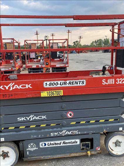 2015 Skyjack SJIII3226 Scissor Lift