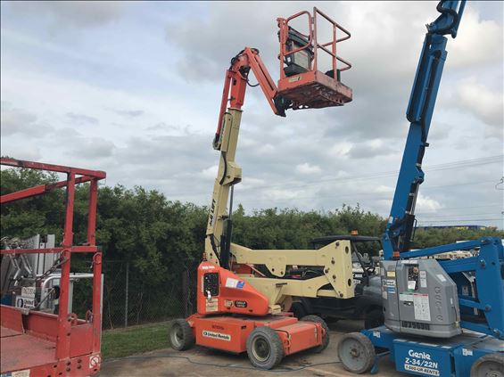 2012 JLG E400AJPN Boom Lift