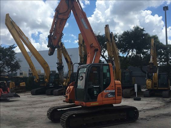2013 Doosan DX140LCR-3 Excavator