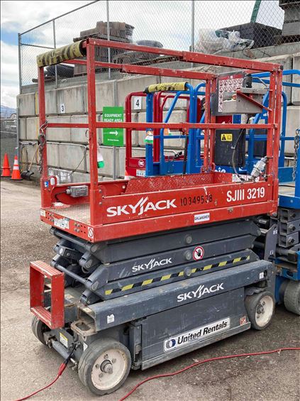2015 Skyjack SJIII3219 Scissor Lift