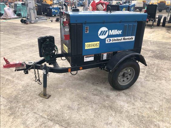 2018 Miller Welders BB300R Welder