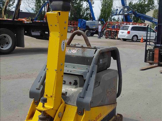 2016 Wacker Neuson DPU 6555HE Plate Compactor