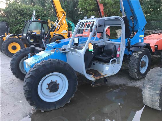2013 Genie GTH-844