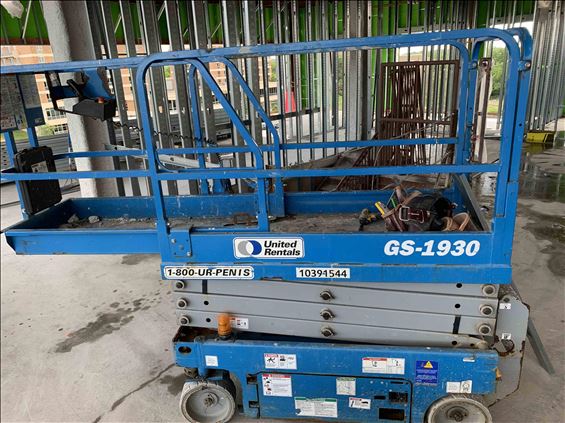 2015 Genie GS-1930 Scissor Lift