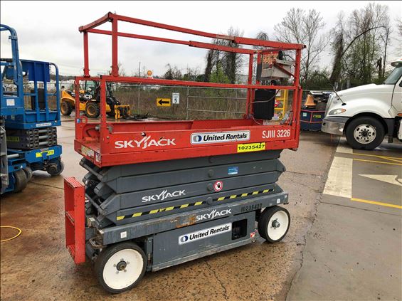 2014 Skyjack SJIII3226 Scissor Lift
