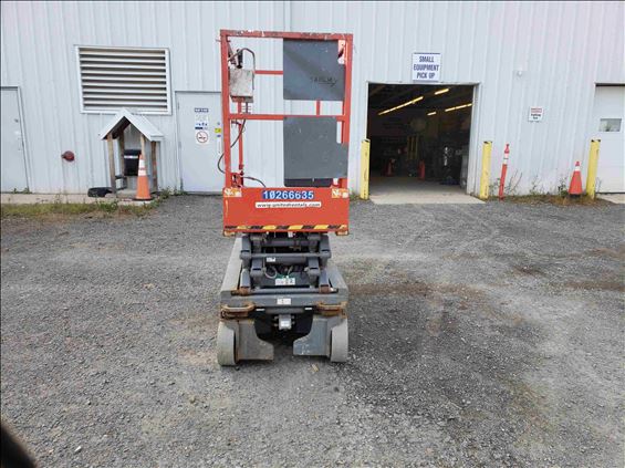 2014 Skyjack SJIII3219 Scissor Lift