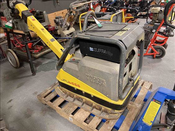 2017 Wacker Neuson DPU6555He Plate Compactor
