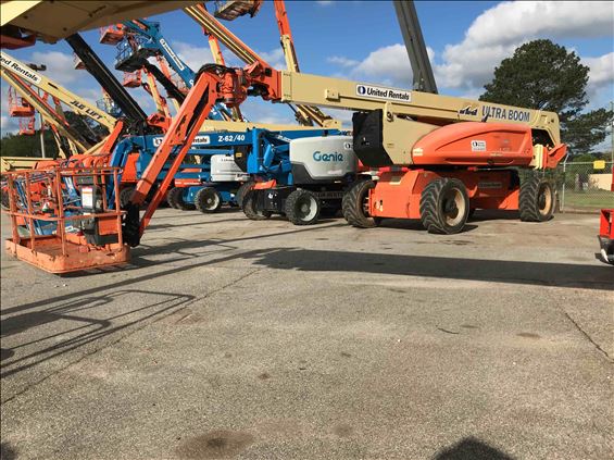 2012 JLG 1250AJP