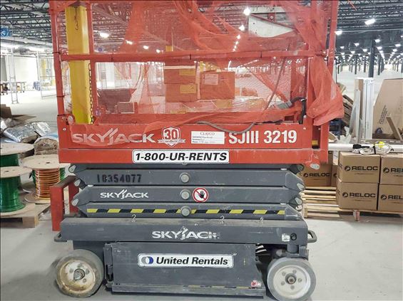 2015 Skyjack SJIII3219 Scissor Lift