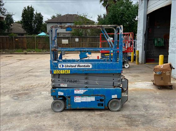 2014 Genie GS-1930 Scissor Lift