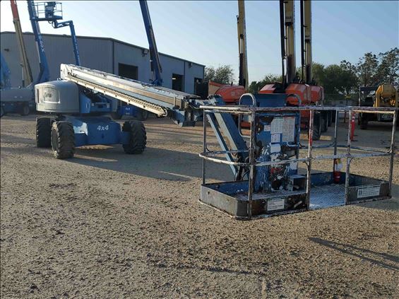 2012 Genie S-85 Boom Lift