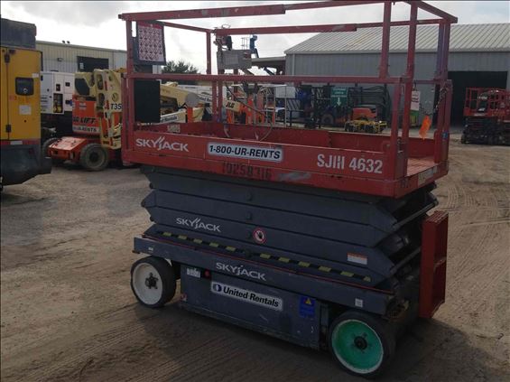 2014 Skyjack SJIII4632 Scissor Lift