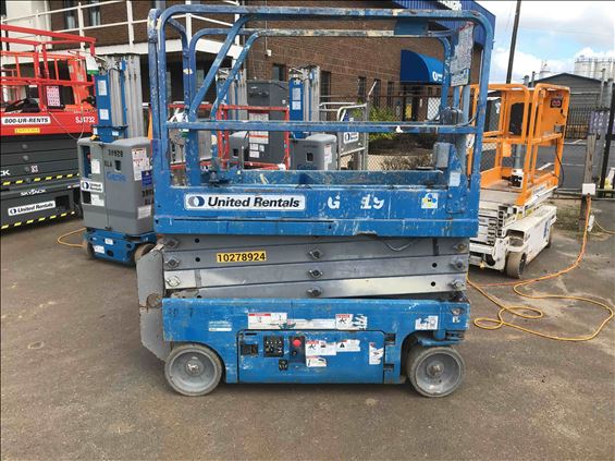 2014 Genie GS-1930 Scissor Lift