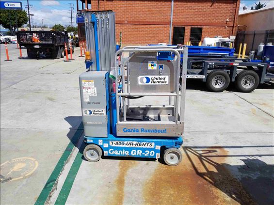 2013 Genie GR-20 Scissor Lift