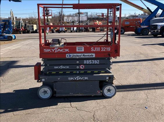 2014 Skyjack SJIII3219 Scissor Lift