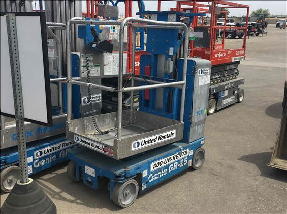 2014 Genie GR-15 Scissor Lift