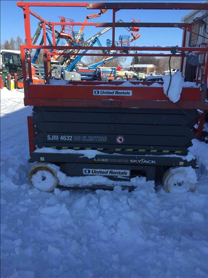 2013 Skyjack SJIII4632 Scissor Lift