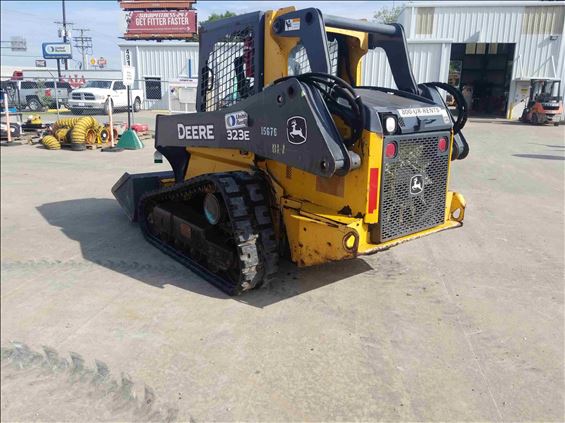 2014 John Deere 323E