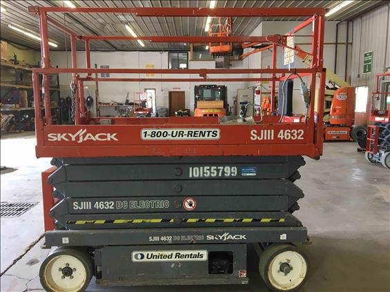 2013 Skyjack SJIII4632 Scissor Lift
