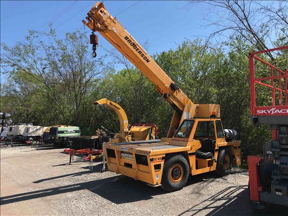 2005 Broderson IC-80-3G Crane