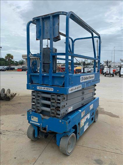 2014 Genie GS-1930 Scissor Lift