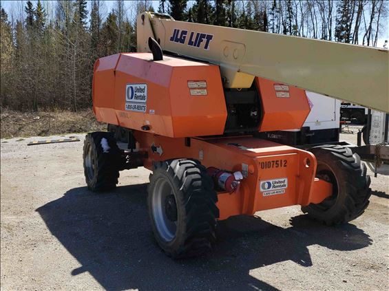 2013 JLG 800S Boom Lift