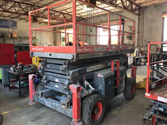 2014 Skyjack SJ8841RT Scissor Lift