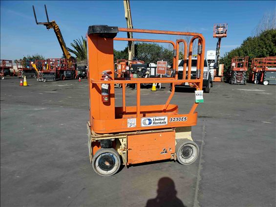 2011 JLG 1230ES Scissor Lift