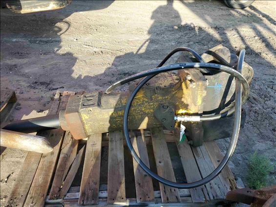 2016 Atlas Copco SB452 Earthmoving Attachment
