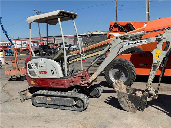 2016 Takeuchi TB216 Mini-Excavator