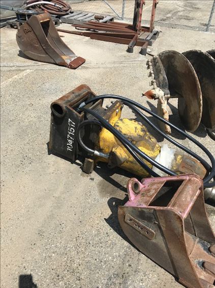 2016 Atlas Copco SB 452 Earthmoving Attachment