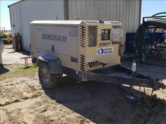 2014 Doosan P425/HP375WCUT4 Air Compressor