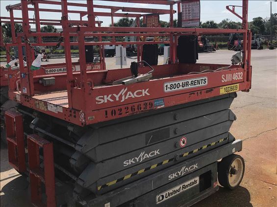 2014 Skyjack SJIII4632 Scissor Lift