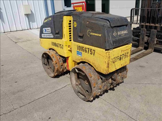 2013 BOMAG BMP8500 Walk-Behind Roller