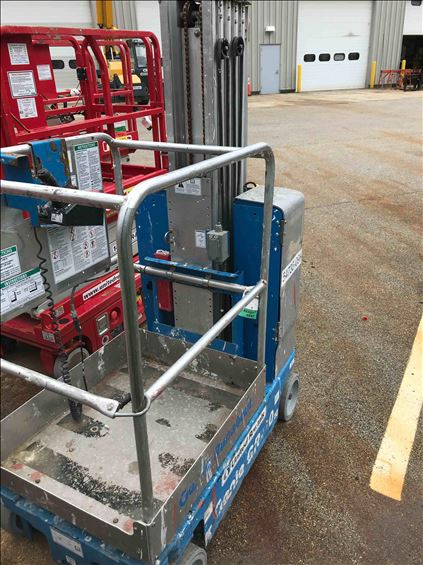 2012 Genie GR-20 Scissor Lift