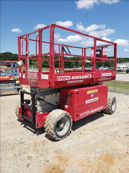 2014 MEC 4069ERT Scissor Lift