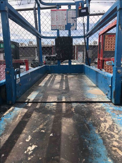 2014 Genie GS-3232 Scissor Lift