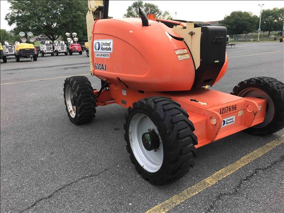 2011 JLG 600AJ Boom Lift