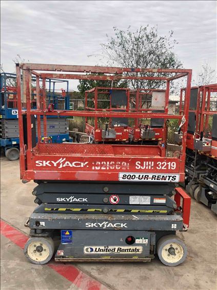 2014 Skyjack SJIII3219 Scissor Lift