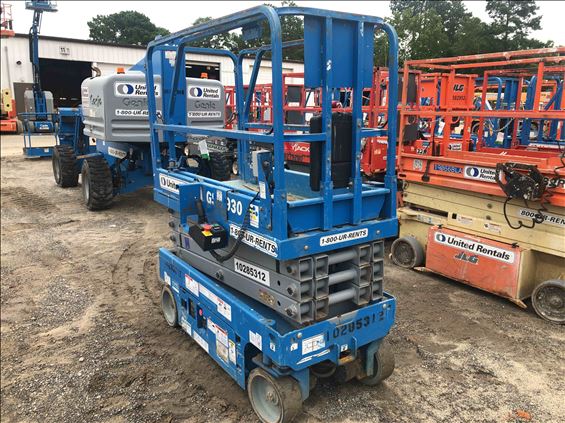 2014 Genie GS-1930 Scissor Lift