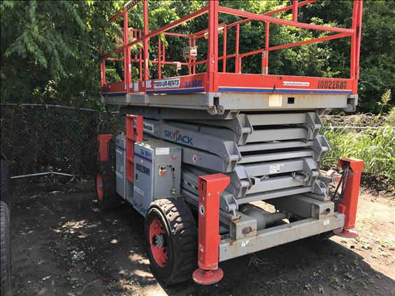 2012 Skyjack SJ8841RT Scissor Lift
