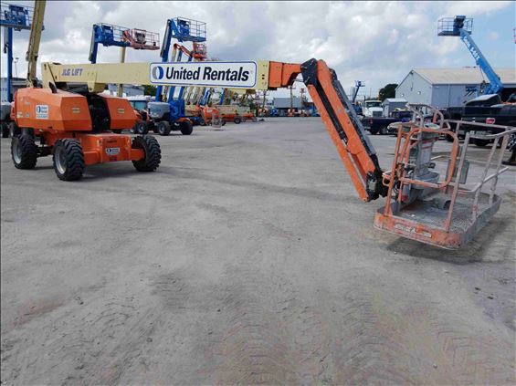 2013 JLG 860SJ Boom Lift