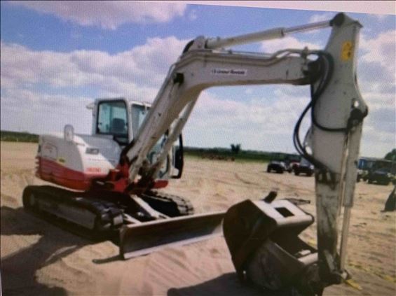 2016 Takeuchi TB290 Mini-Excavator