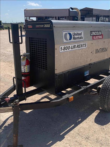 2016 Lincoln Electric 300 VANTAGE Welder
