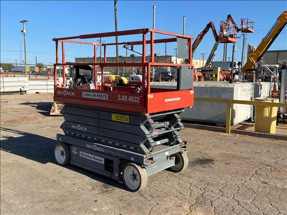 2015 Skyjack SJIII4632 Scissor Lift