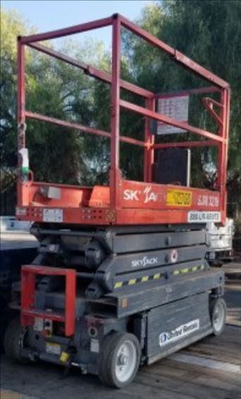2014 Skyjack SJIII3219 Scissor Lift