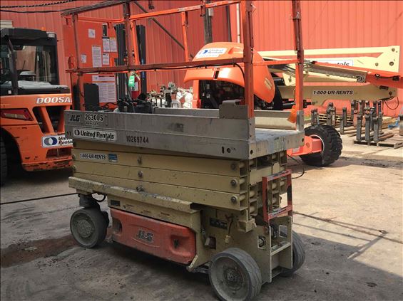 2014 JLG 2630ES Scissor Lift