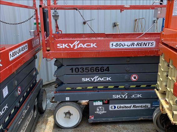 2015 Skyjack SJIII3226 Scissor Lift