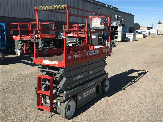 2015 Skyjack SJIII3226 Scissor Lift
