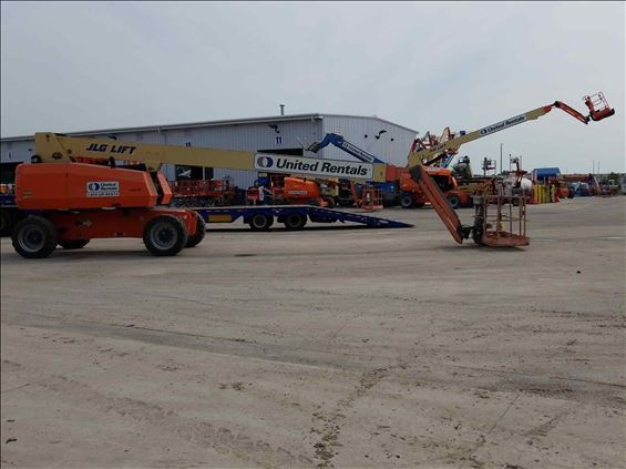 2013 JLG 860SJ Boom Lift